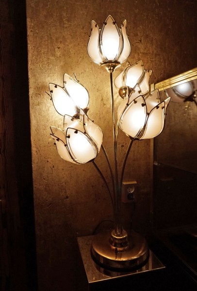 Vintage goud glass bloemlamp Lotus Hollywood Regency Midcentury modern gilded flower tulip table lamp-00014